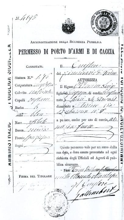 A page of an old italian document with the name and address of a person.